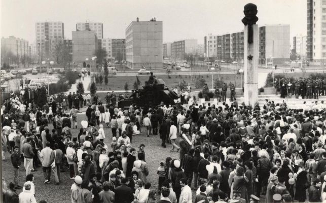 A Lenin szobor avatása 1983. augusztus 2