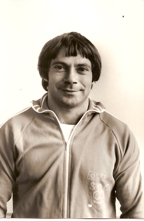 1977. Kőszegi György az LMTK súlyemelő szakosztályának lepkesúlyú versenyzője 1