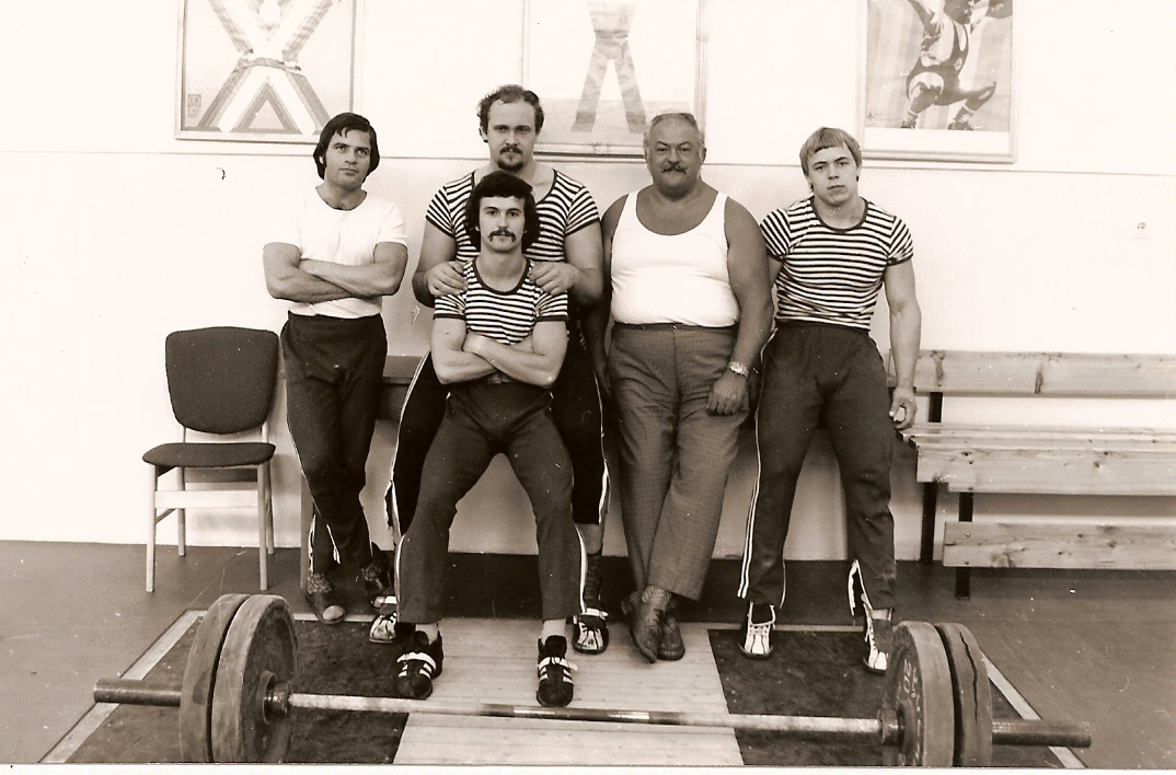 1977. augusztus Az LMTK súlyemelő szakosztályának válogatott versenyzői edzés közben 1